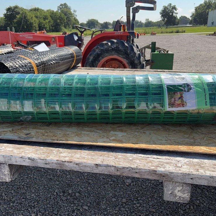 Green Vinyl Coated Metal Welded Wire Fence Roll 98.4ft x 4ft