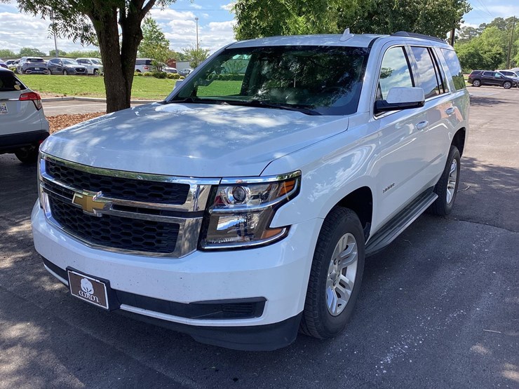 2017-chevrolet-tahoe-image-1