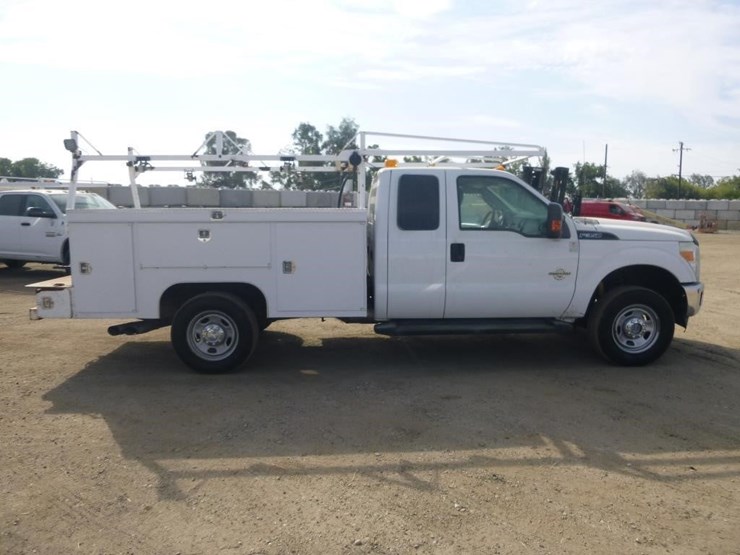 2012-ford-f350-image-17