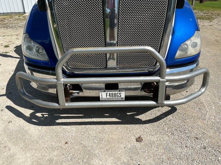 2018-kenworth-t680-image-45