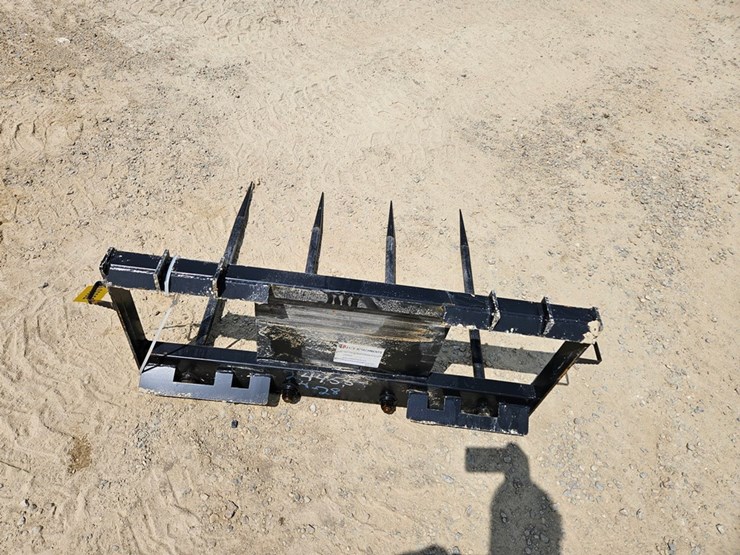 #6902-•-new-land-honor-4-spear-bale-mover-image-4