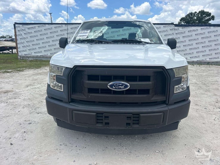 2017-ford-f150-image-23