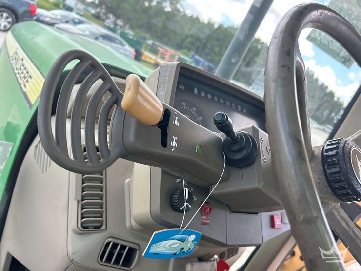 john-deere-7130-image-31