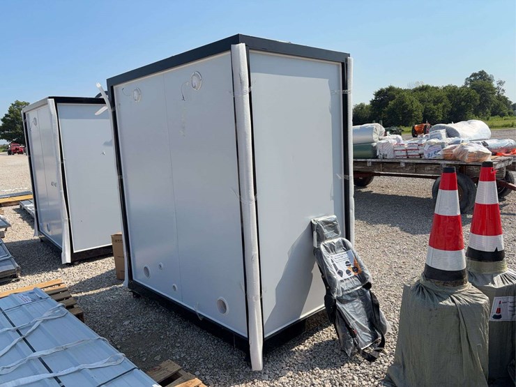 mobile-toilets-image-4