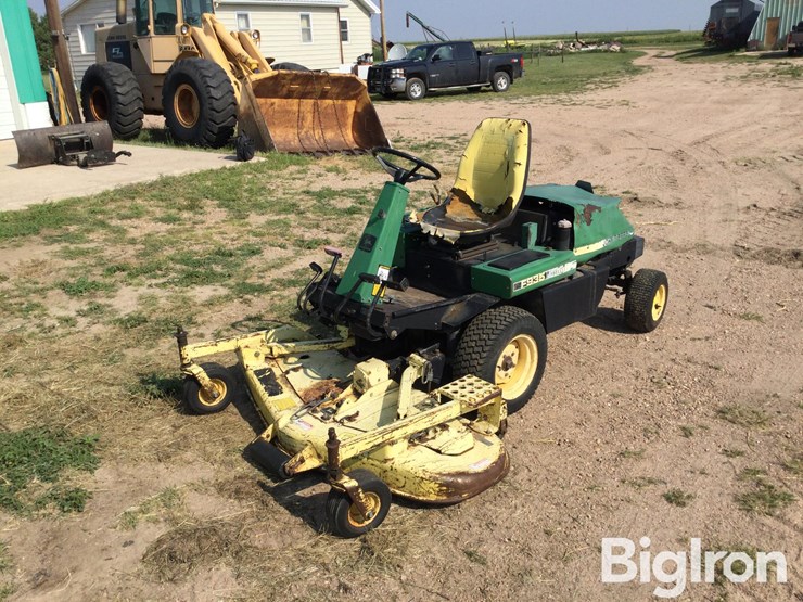 john-deere-f935-image-1