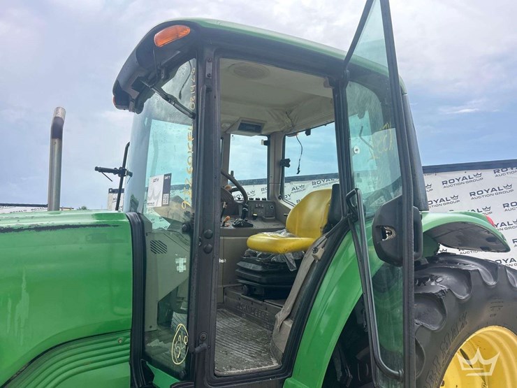 john-deere-6430-image-8