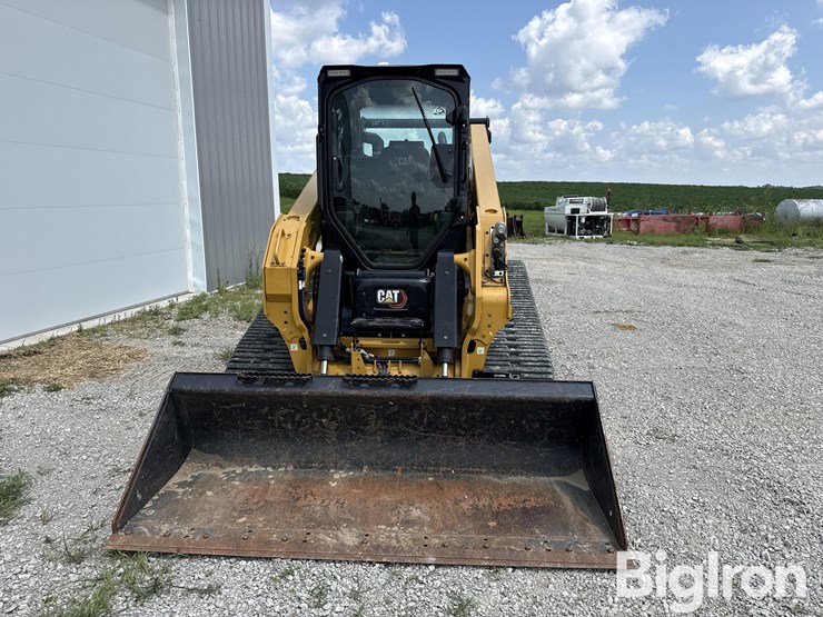2025-caterpillar-275-image-2
