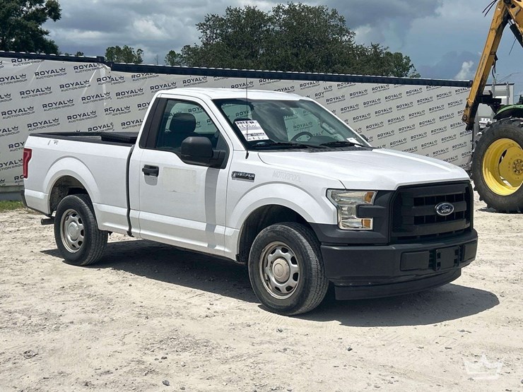 2017-ford-f150-image-2