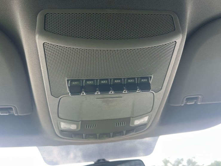 2017-ford-f550-image-15