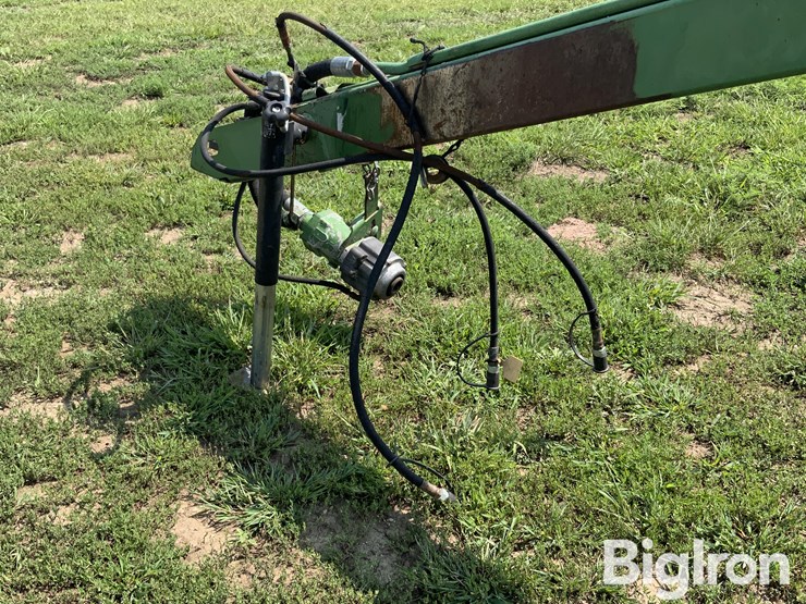 john-deere-240-image-9