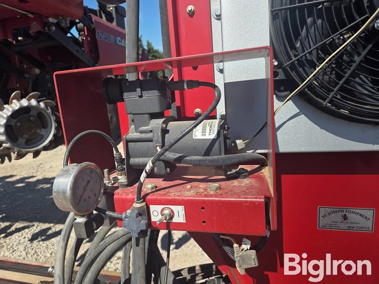 case-ih-1240-image-20