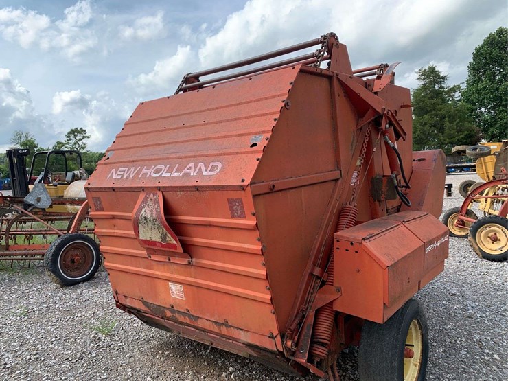 new-holland-846-image-4