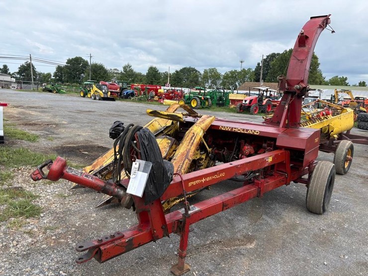 new-holland-782-image-1