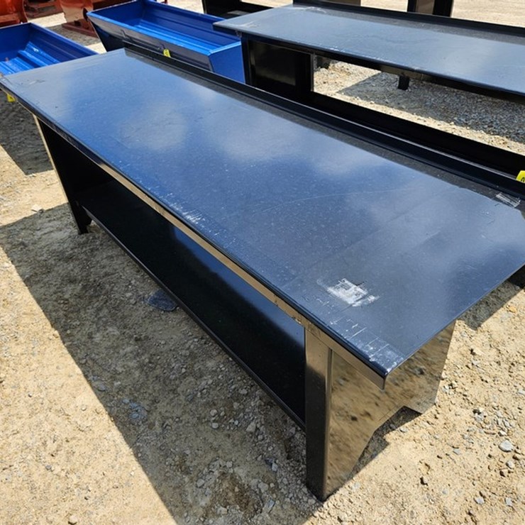#194 • 2026 Kit Container 90" Work Bench