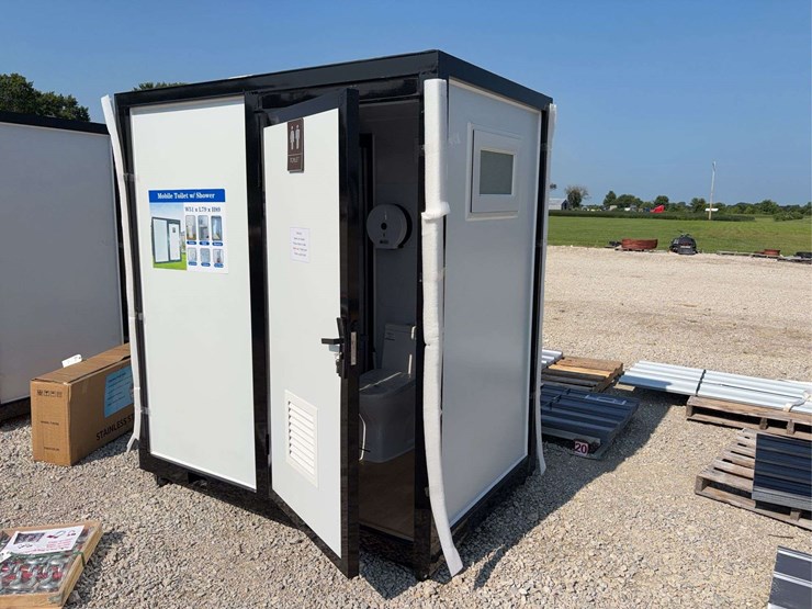 mobile-toilet-with-shower-image-1
