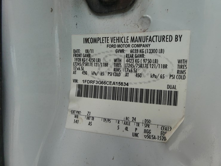 2012-ford-f350-xl-image-14