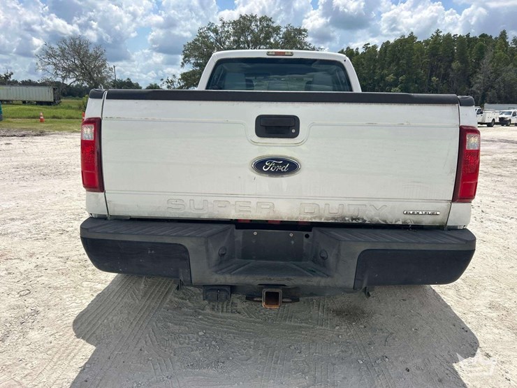 2015-ford-f350-image-26