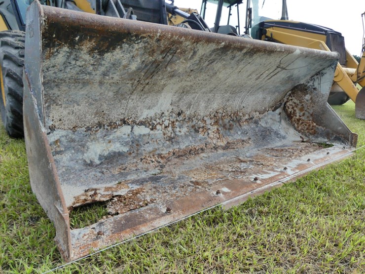 caterpillar-420d-image-10