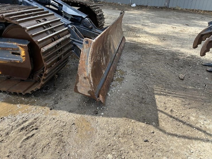 2023-xcmg-xe155ucr-hydraulic-excavator-image-11
