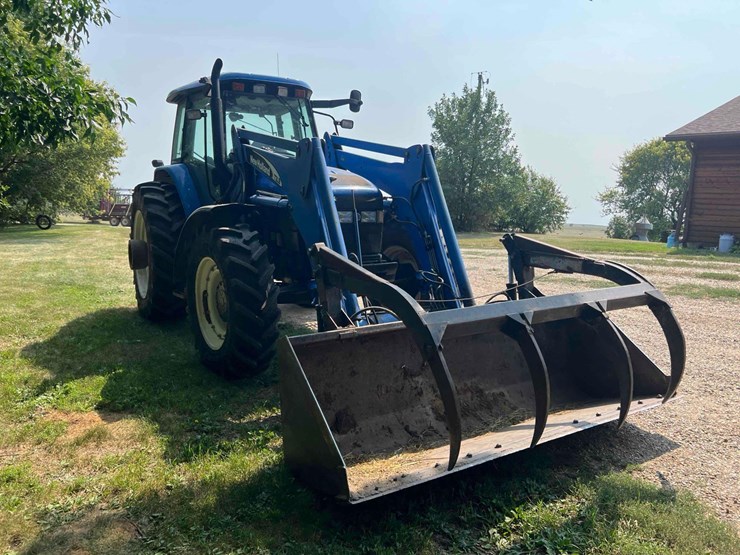 2006-new-holland-tm155-image-16
