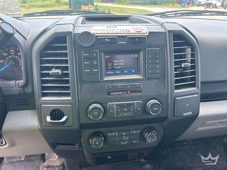 2017-ford-f150-image-15