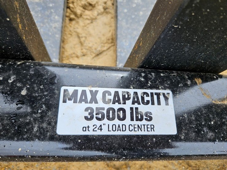 #221-•-kivel-48"-3500-lb-pallet-fork-image-9