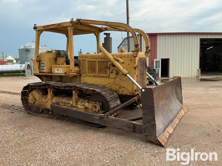 caterpillar-d6c-image-3