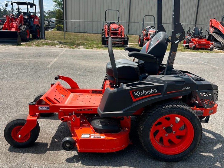 kubota-z242kw-48-image-5