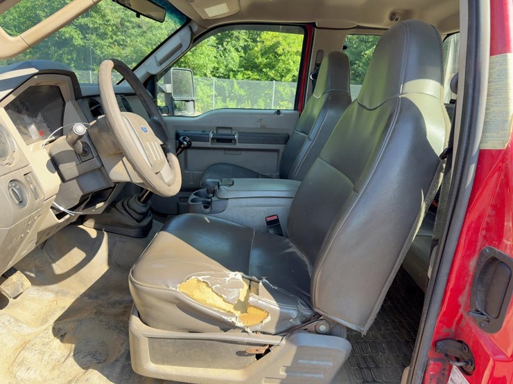 2009-ford-f350-xl-image-18