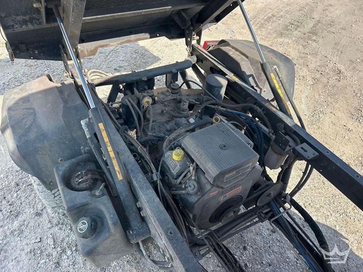 2019-toro-workman-hd-gas-utility-cart-image-10