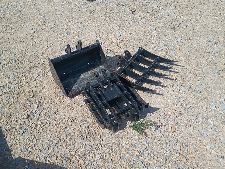 #26115-•-mini-excavator-attachment-set-image-4