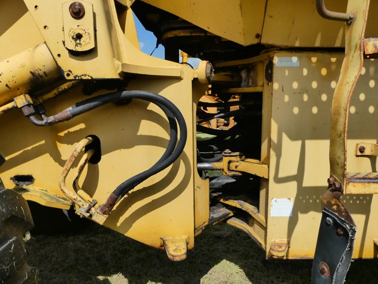 komatsu-wa250-image-10