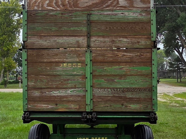 john-deere-112-image-6