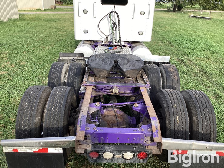 2014-kenworth-t660-image-18