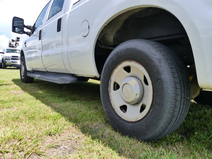 2008-ford-f250-xl-image-7