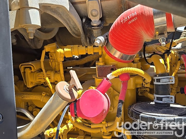 2019-deere-310sl-image-50