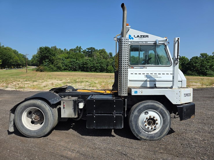 kalmar-spotter-truck-image-4