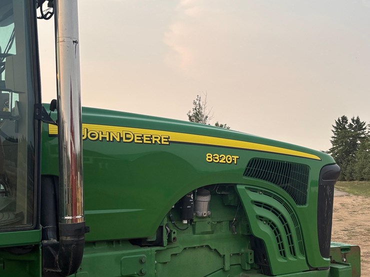 john-deere-8320t-image-6