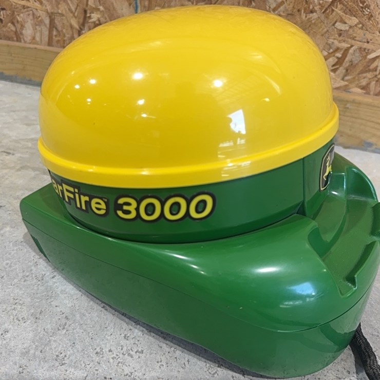 JOHN DEERE 300