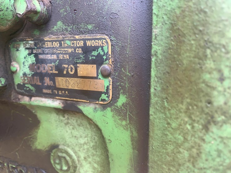 john-deere-70-image-24