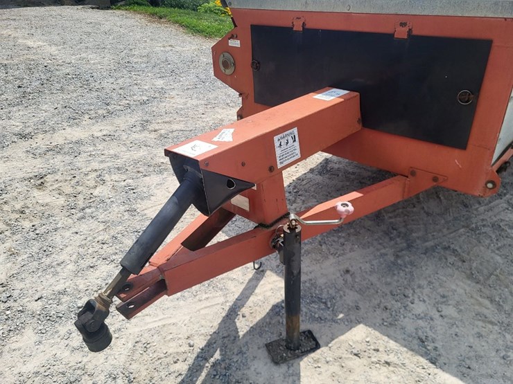 h&s-manure-spreader---mechanics-special-image-11