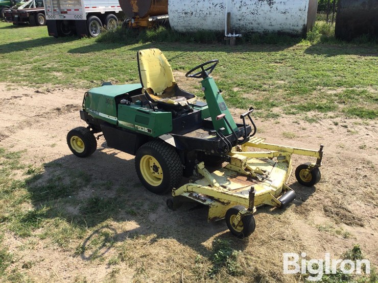 john-deere-f935-image-3