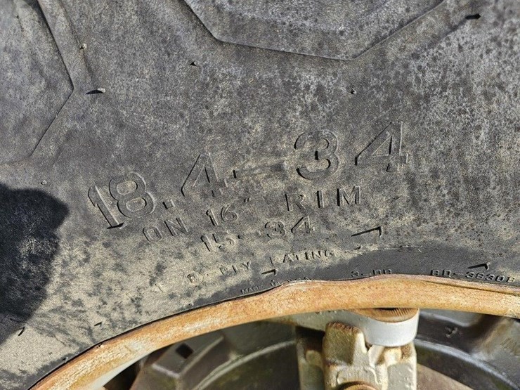 massey-ferguson-1080-image-8
