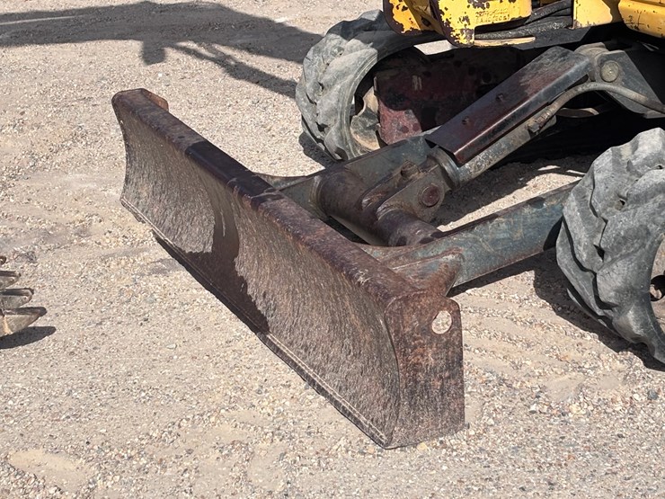 komatsu-pc35mr-image-8
