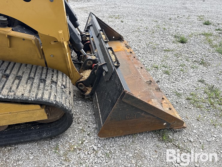 2025-caterpillar-275-image-12