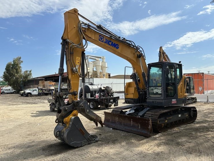 2023-xcmg-xe155ucr-hydraulic-excavator-image-1
