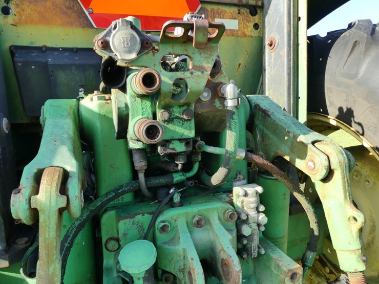 john-deere-6405-image-6