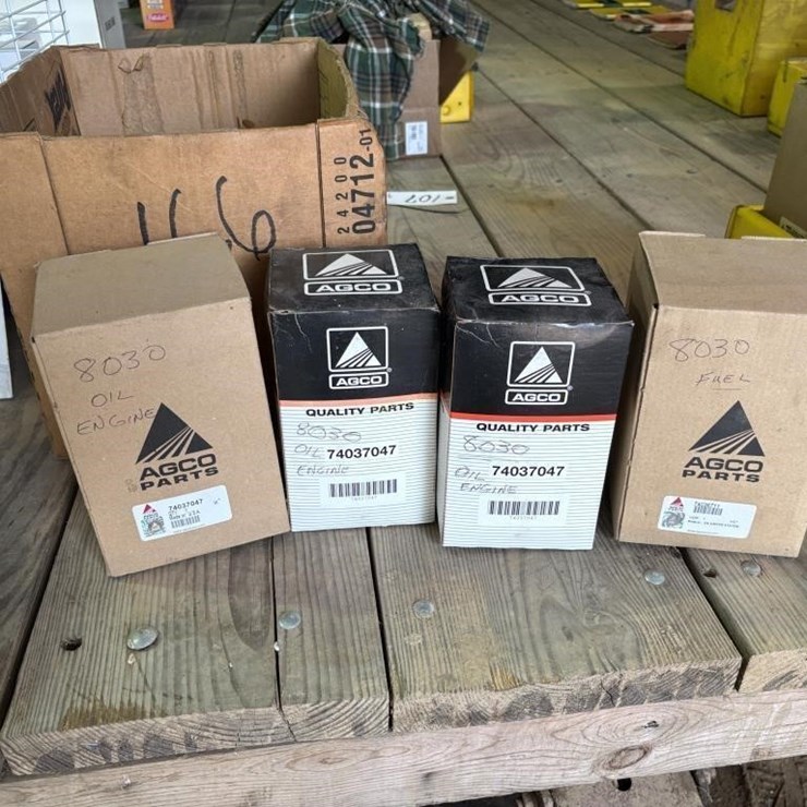 Allis Chalmers 8030 Filters - 3 Engine, 1 Fuel