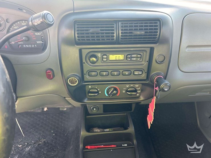 2011-ford-ranger-image-15