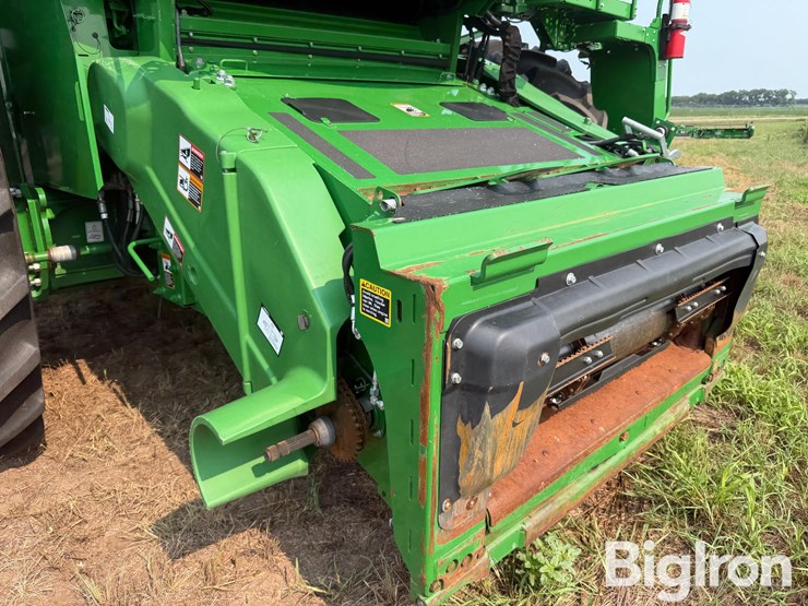 2021-john-deere-s780-image-12